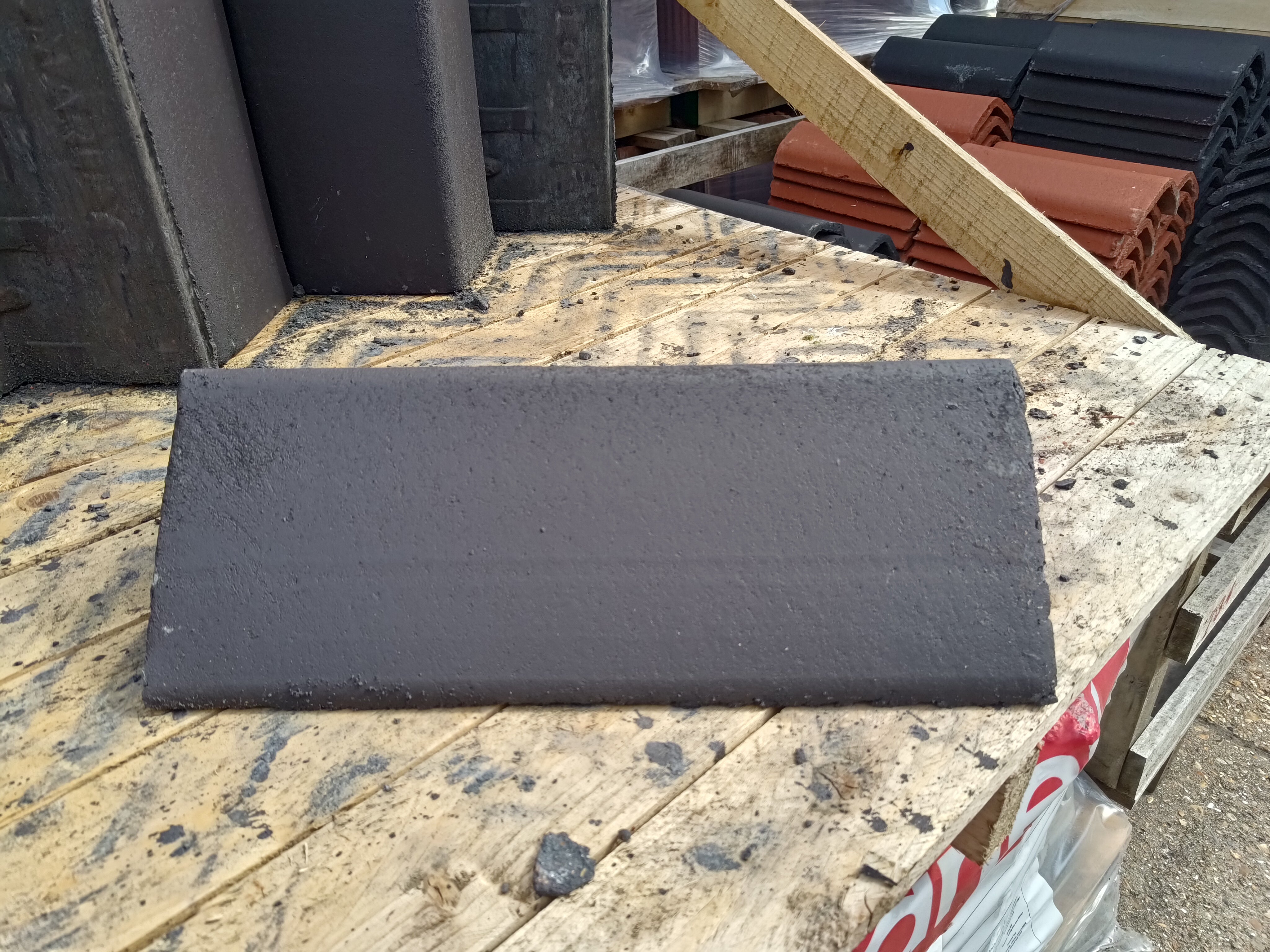 Marley Concrete Angle Ridge 90° Smooth Grey