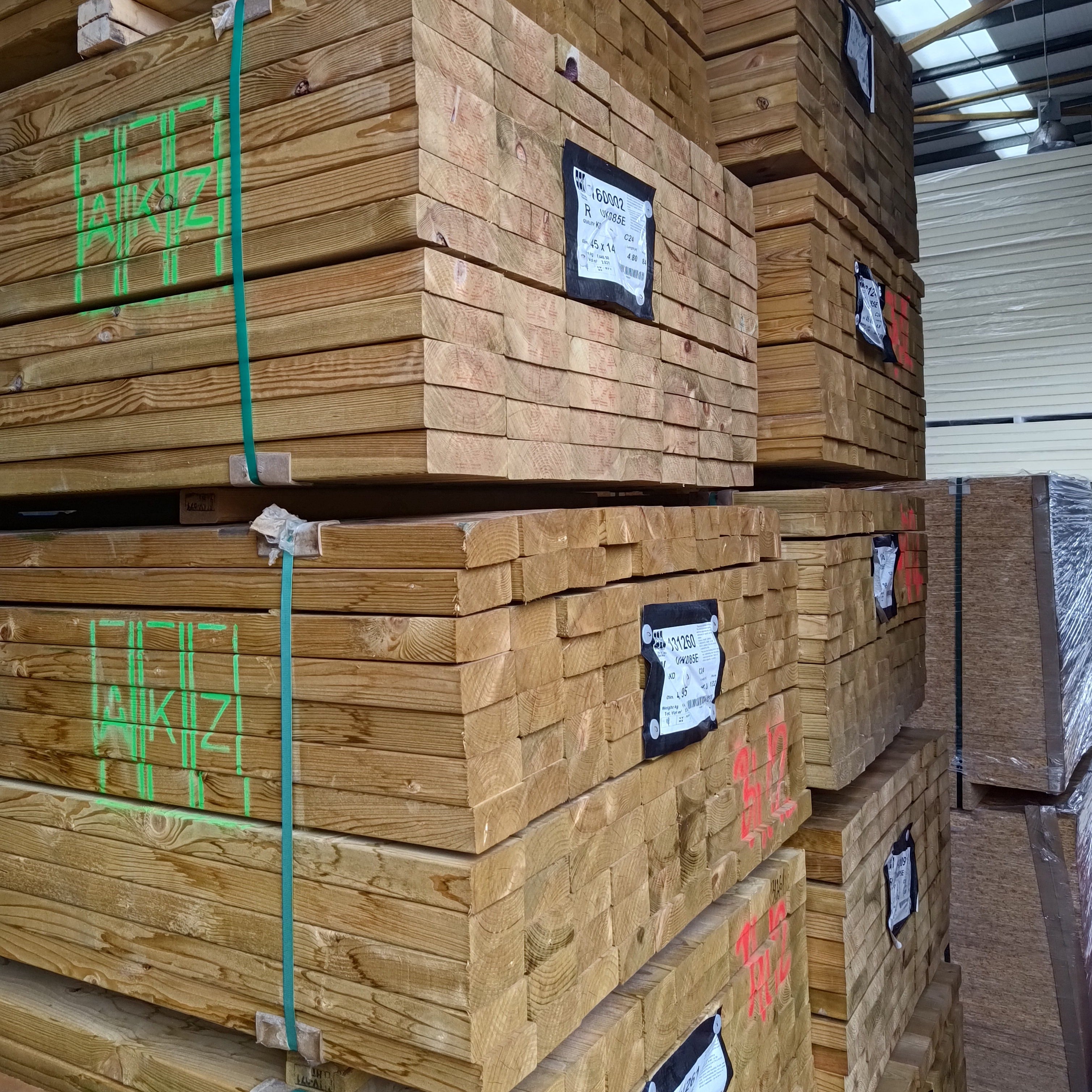 Carcassing C16 C24 2x2 3x2 4x2 6x2 8x2 9x2 Treated Graded